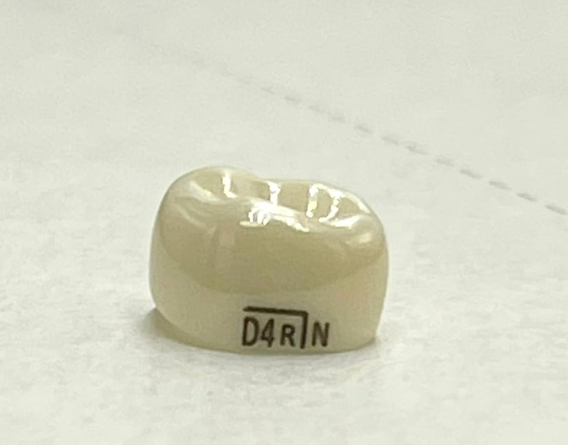 Corona zirconia nusmile posterior 1er molar y 2do molar