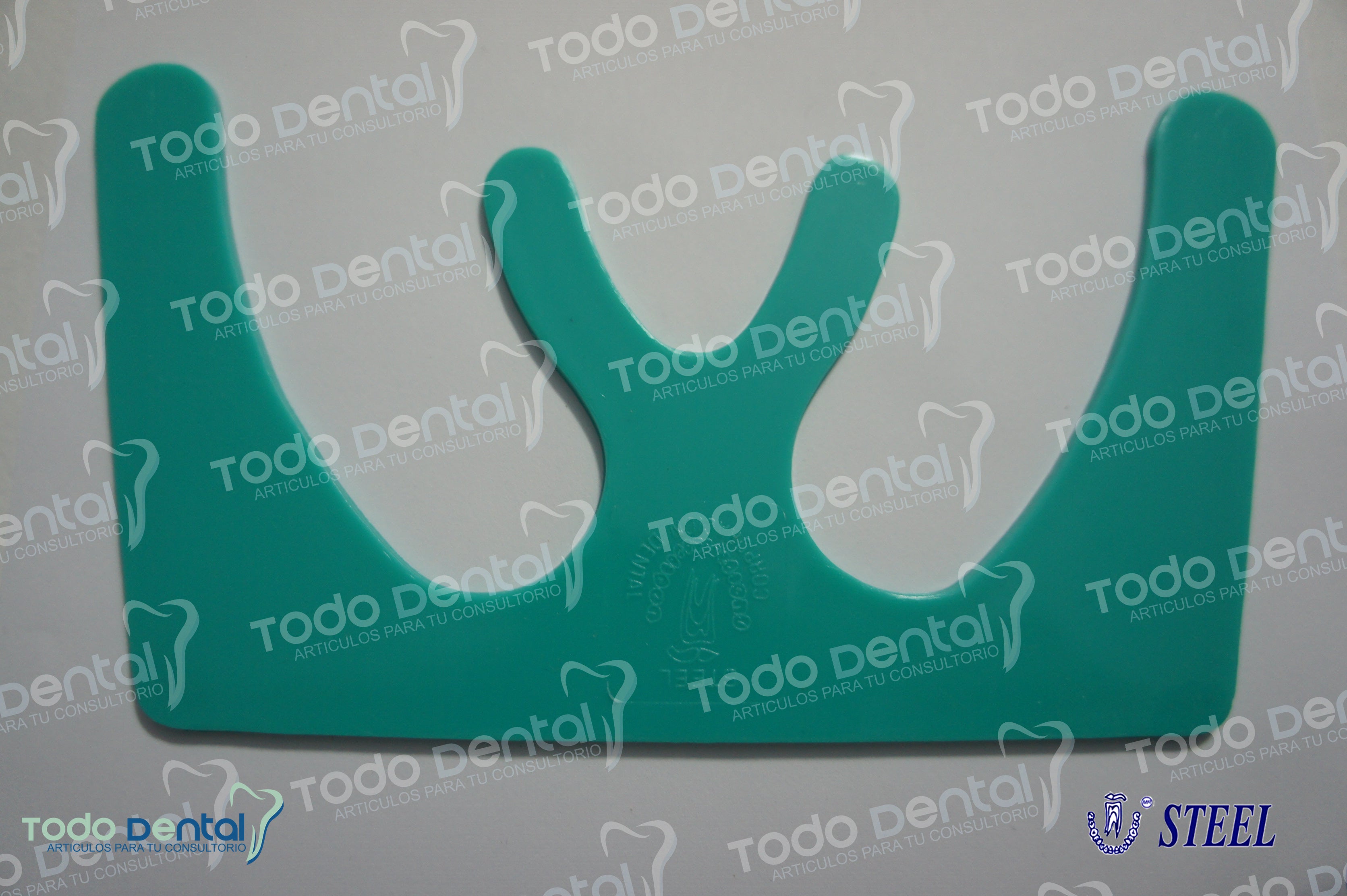 Platina fox plastico (vor)