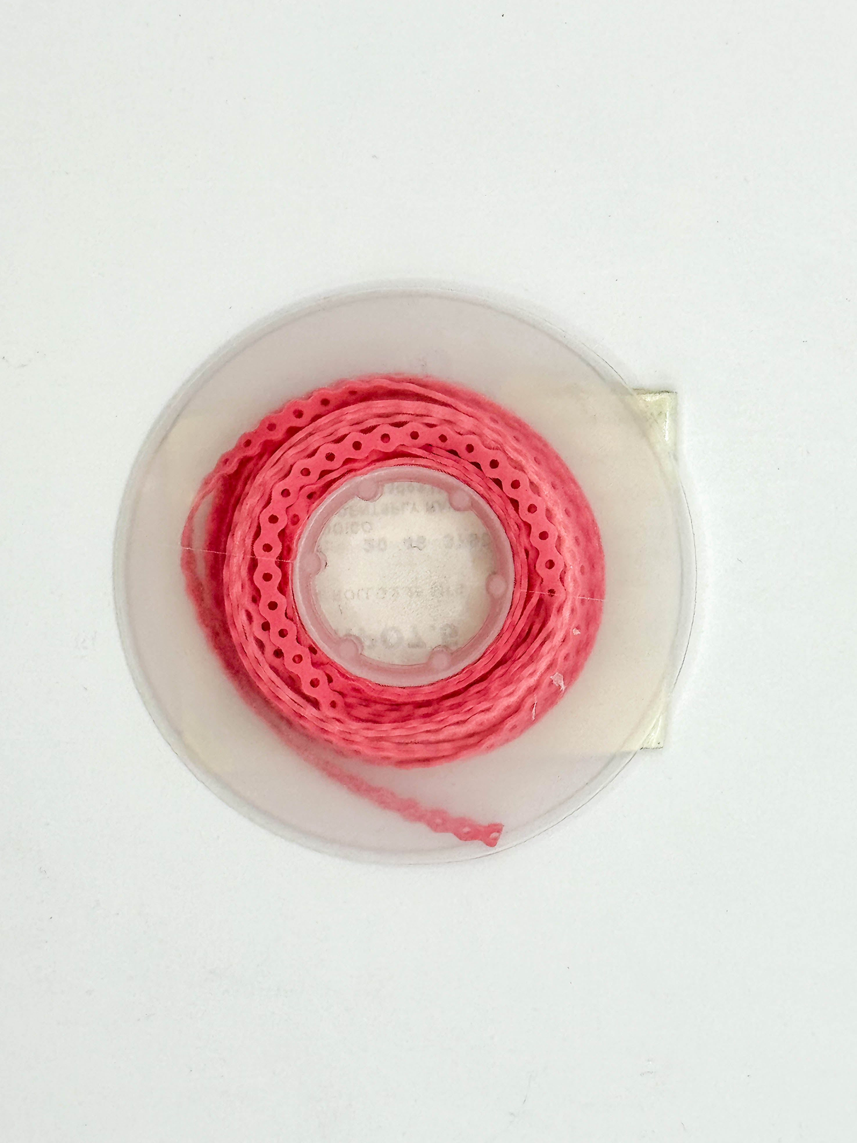 Cadena abierta color hot pink c/2.25 mts Onipo
